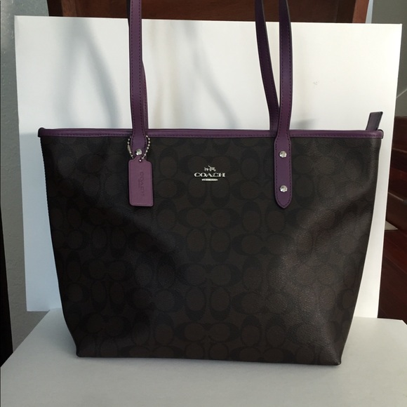 coach city zip tote in signature canvas